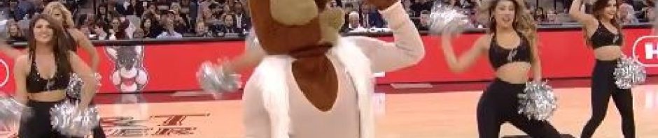 San Antonio Spurs Mascot Clowns Mariah Carey (VIDEO)