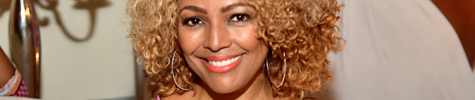 The Mo’Kelly Show – Kim Fields Shares ‘All the Queen’s Men’ * E. Lockhart’s ‘Whistle: A New Gotham City Hero’ (LISTEN)